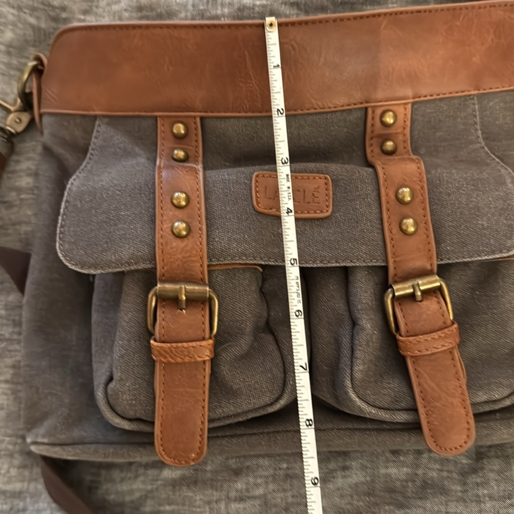 Canvas & Leather LA CLE Cross Body Bag. Charcoal Gray. - Picture 7 of 7